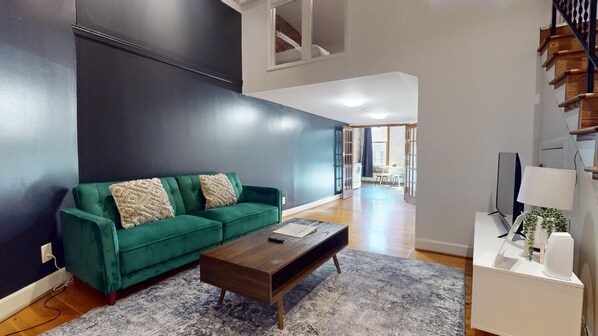 109 Second Ave N 11032023 114248