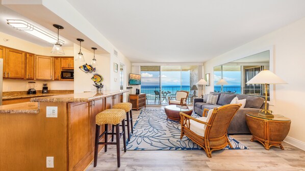 DIRECT OCEANFRONT LANAI FROM 12th FL PEHTOUSE