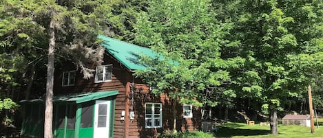 3bdr, 1.5bath house in Inlet, NY. Steps away from a ton of great ADK experiences