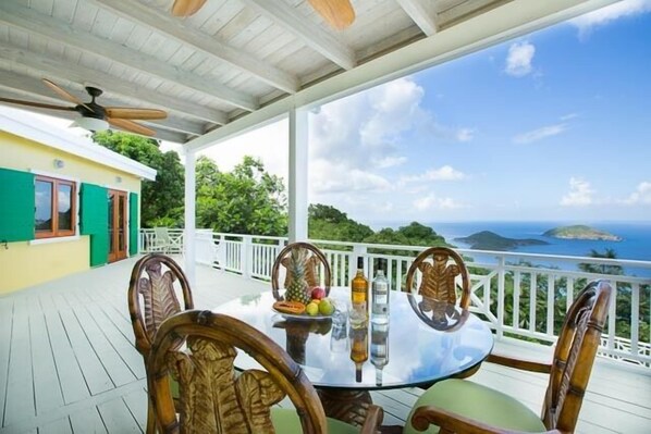Dinning room with View of the Pool and Ocean!