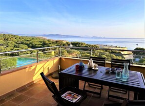 Wonderful views to ocean and community pool & garden. SA PUNTA COSTA BRAVA