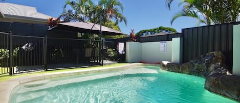 Sparkling Private Pool - can be heated ask how.