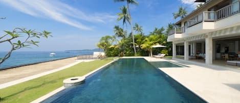 Luxury 6 Bedroom Villa1, Candidasa;