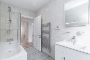 Bathroom, Heated Towel Rail, Heated Flooring, Shaver Socket