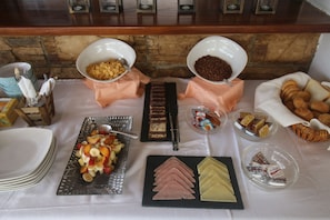 Breakfast buffet