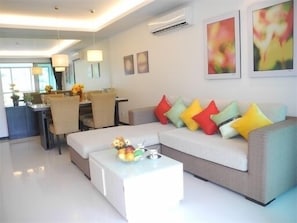 Modern and Comfortable 2 bedrooms ! 