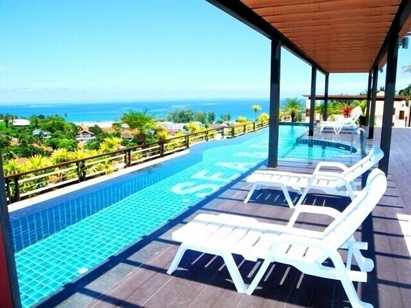 New Sea Views apartment!