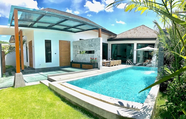 Breathtaking villa in Kamala!