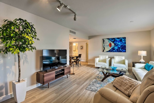 Tempe Vacation Rental | 4BR | 2BA | Step-Free Access | 2,039 Sq Ft