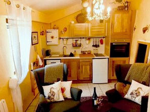 Old Goat Shed Kitchen and Living Area