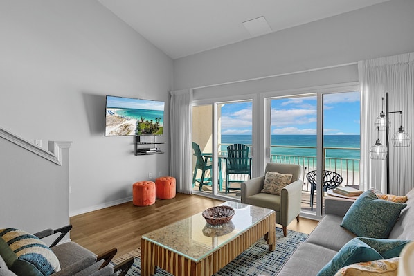 Crystal Sands 308B Living Room