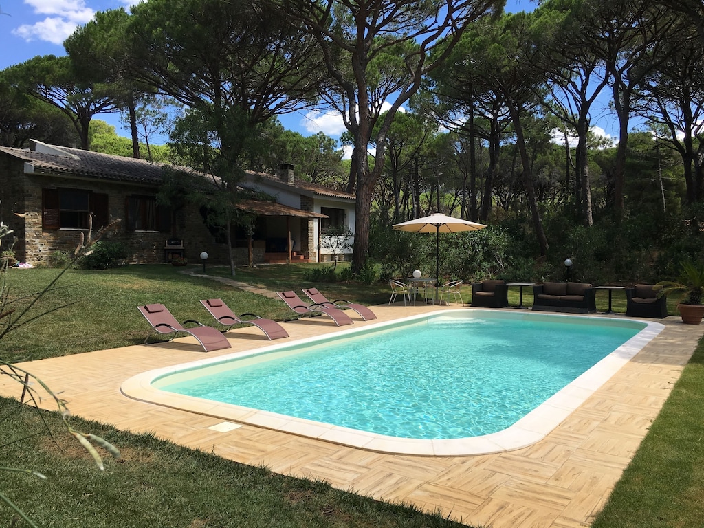Villa In Pineta Di Roccamare With Private Beach