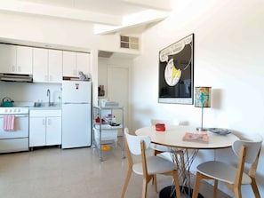 Kitchen, dining area