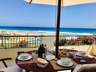 Impresionante vista en Porto Santo - T2 con playa, piscina y terraza