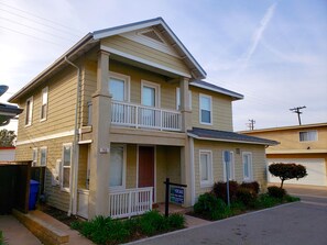 EXTERIOR PHOTO