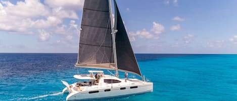 Destiny III - your crewed vacation catamaran.