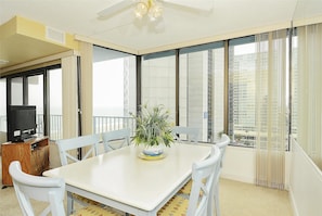 ,Dining Area,