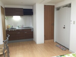 5/FAsakusabashi BLDG  for 2-4 ppl