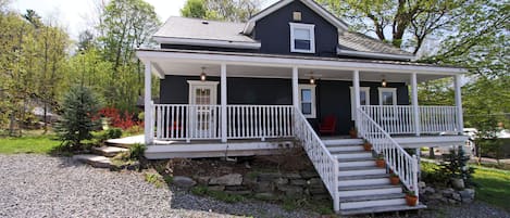 Exterior of Milford Bay Retreat