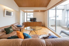 Large city villa near Osaka Castle 5 min