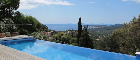 infinity pool with sea view