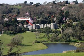 Outside front view of Castle and Rabbit Warren