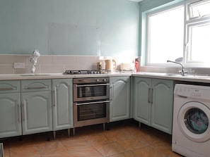 Kitchen | Seagulls, Holyhead