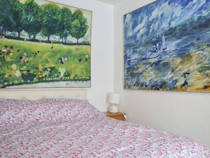 Double bedroom | Seagulls, Holyhead