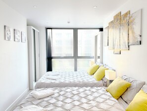 The Master Bedroom "Yellow Room" (ensuite), with 2 EU king size beds ( 160*200)