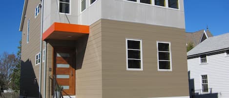 Exterior of 6 Promised Road
