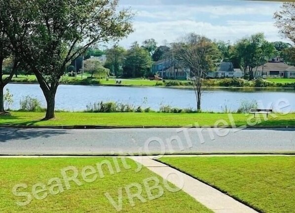 SeaRenityOnTheLake is complete with relaxing unobstructed views!