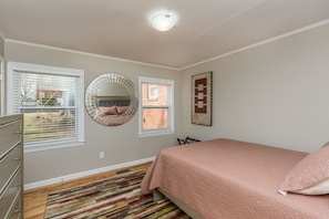 Bedroom with comfortable queen bed
