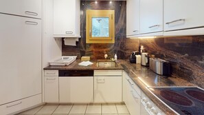 -img.tag.kitchen-