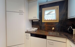 -img.tag.kitchen-