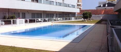 A large 16 m. long swimming pool surrounded by a lawn where you can relax 