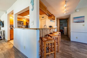 breakfast bar