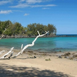 Sandy Waialea Bay