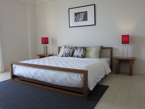 BY THE SEA, Superior Sea View Suite
