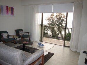 BY THE SEA, Superior Sea View Suite