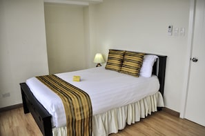 Cozy 1Bedroom + WiFi @Knightsbridge 5024