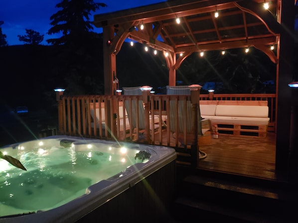 Bain à remous extérieur