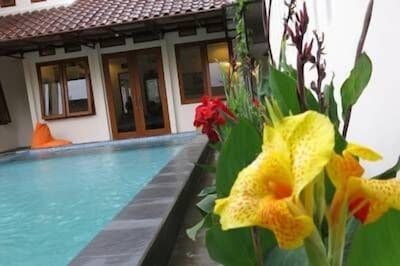 Private Pool 5BR Villa - Feels Like Home