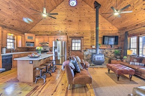 Living Room | Free WiFi