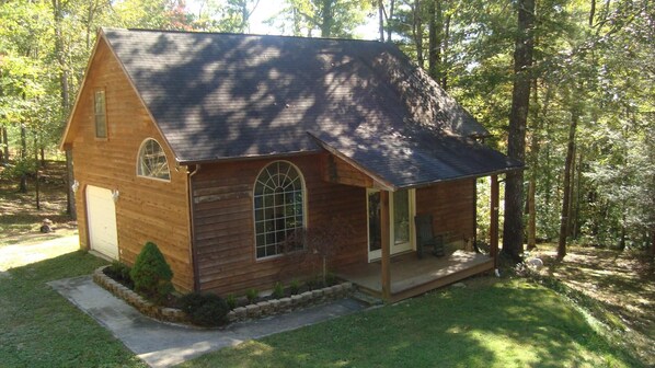 Beautiful newly remodeled cabin!