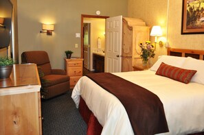 Spacious bedroom with access to outdoor patio