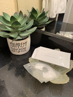 Équipements de salle de bain