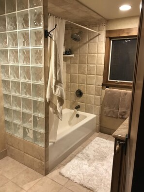 This is the private bathroom that goes with the king bedroom. 