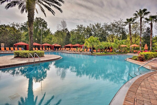 Davenport Vacation Rental | 3BR | 2BA | 1,200 Sq Ft | Elevator Access