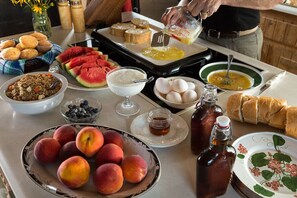 Breakfast buffet served 7:30-10 in The Lodge
