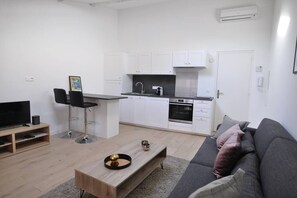 Living Room &amp; Kitchen